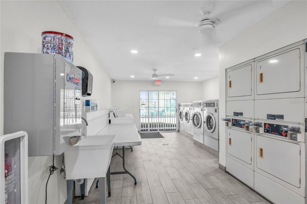 Image 16 of property listing at 8820 BAY POINTE DRIVE 102, Tampa, FL 33615