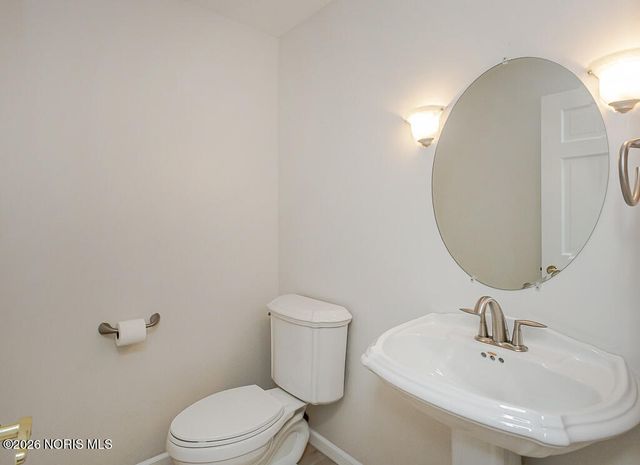 658 E Shoreline Drive, Holland, OH 43528