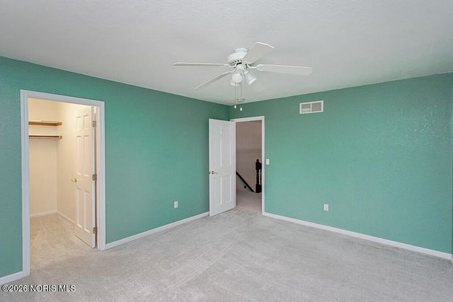 658 E Shoreline Drive, Holland, OH 43528