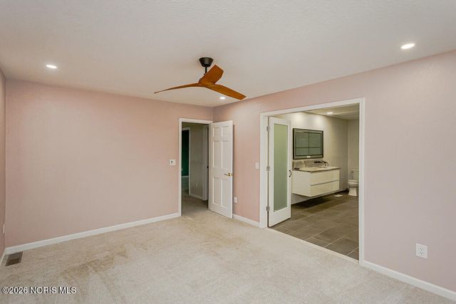 658 E Shoreline Drive, Holland, OH 43528