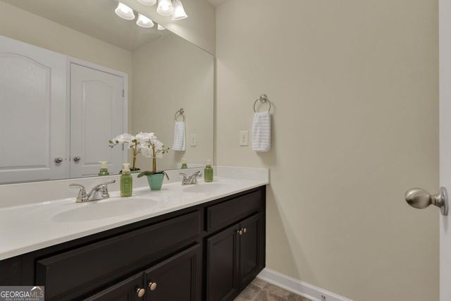 172 Granite Way, Newnan, GA 30265