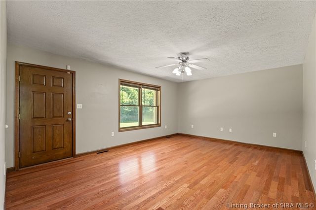 2375 S Gethsemane Road NW, Corydon, IN 47112
