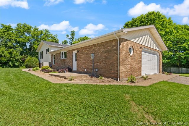 2375 S Gethsemane Road NW, Corydon, IN 47112