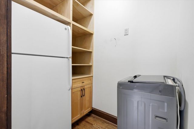 1216 Powderhorn Terrace 33, Minneapolis, MN 55407