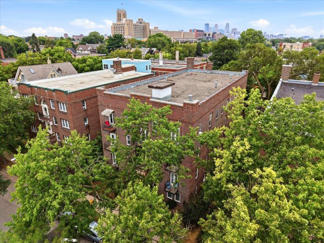 1216 Powderhorn Terrace 33, Minneapolis, MN 55407