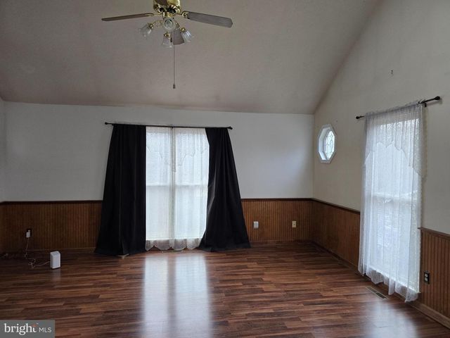 114 WOODYS PL, Winchester, VA 22602