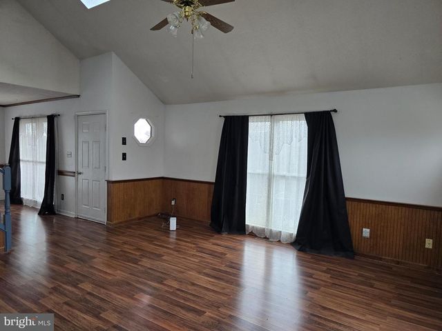 114 WOODYS PL, Winchester, VA 22602