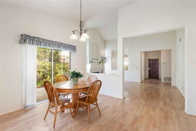 40493 Via Estrada, Murrieta, CA 92562