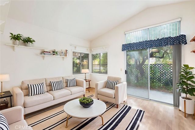 40493 Via Estrada, Murrieta, CA 92562