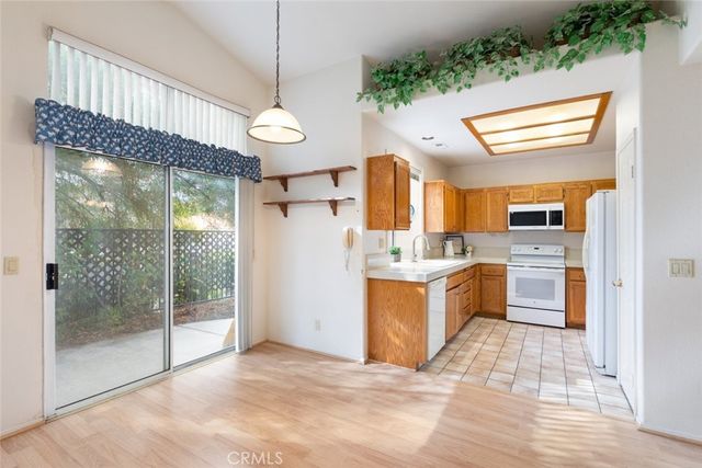 40493 Via Estrada, Murrieta, CA 92562
