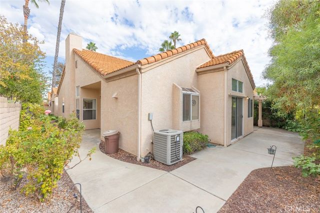 40493 Via Estrada, Murrieta, CA 92562