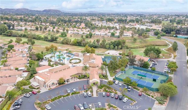40493 Via Estrada, Murrieta, CA 92562