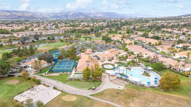 40493 Via Estrada, Murrieta, CA 92562