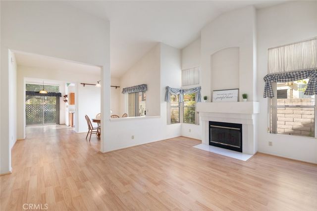 40493 Via Estrada, Murrieta, CA 92562