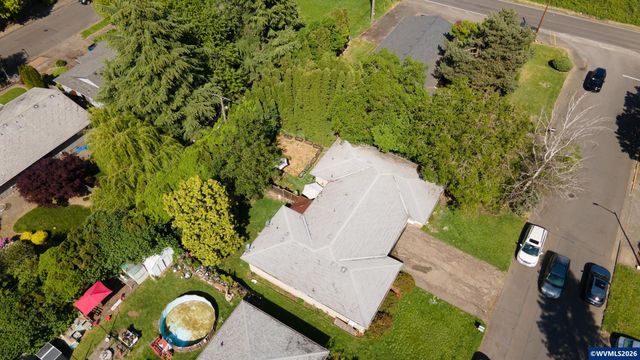 3441 Livingston St NE, Salem, OR 97301