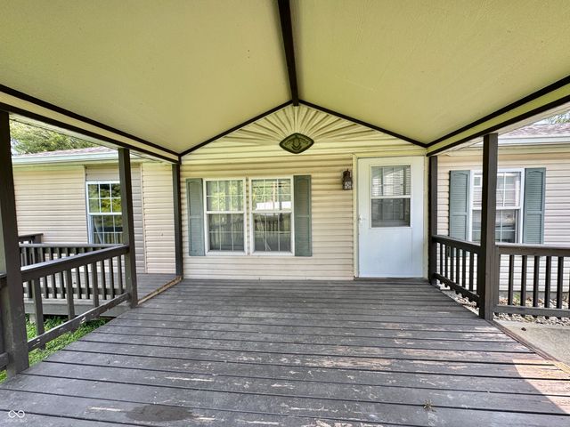 74 Tennessee, Clayton, IN 46118