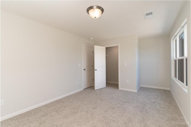 1304 Trailhead Place, Harrison, OH 45030