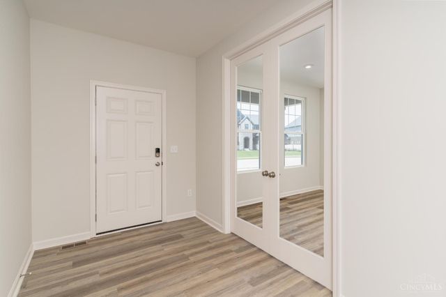 1304 Trailhead Place, Harrison, OH 45030