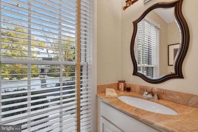 2238 47TH ST NW, Washington, DC 20007