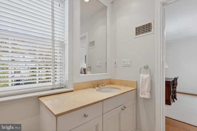 2238 47TH ST NW, Washington, DC 20007