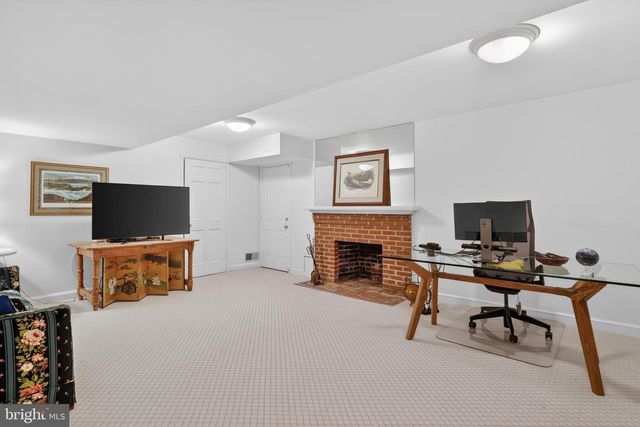 2238 47TH ST NW, Washington, DC 20007