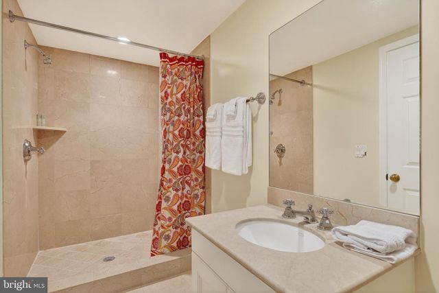 2238 47TH ST NW, Washington, DC 20007