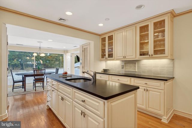 2238 47TH ST NW, Washington, DC 20007