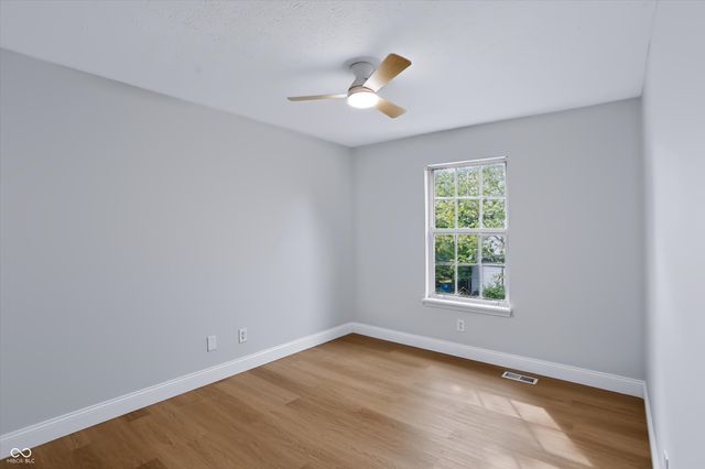 11017 Lake Run Drive, Fishers, IN 46038