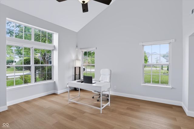 11017 Lake Run Drive, Fishers, IN 46038
