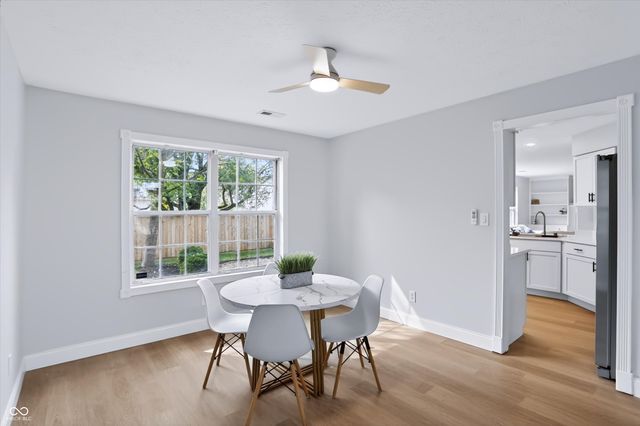 11017 Lake Run Drive, Fishers, IN 46038