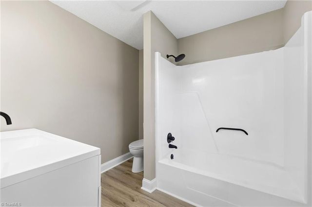 3402 Edgefield Road, Greensboro, NC 27409
