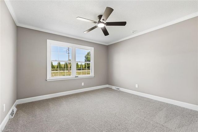 3402 Edgefield Road, Greensboro, NC 27409