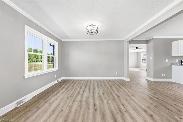 3402 Edgefield Road, Greensboro, NC 27409