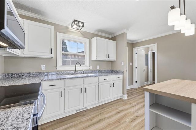 3402 Edgefield Road, Greensboro, NC 27409