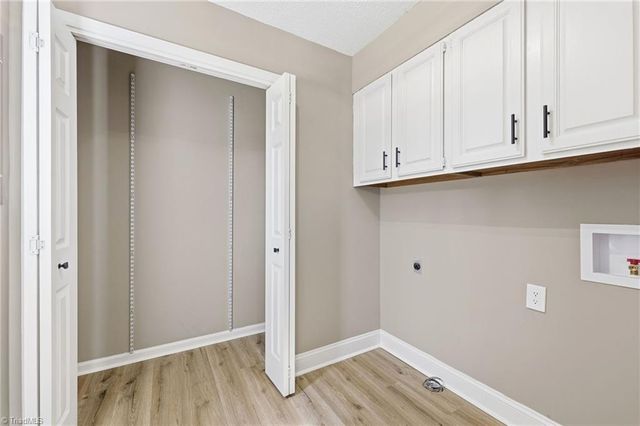 3402 Edgefield Road, Greensboro, NC 27409