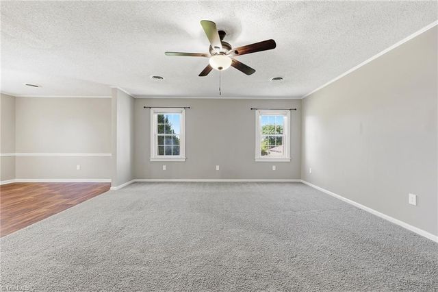 3402 Edgefield Road, Greensboro, NC 27409