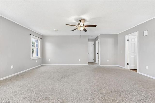 3402 Edgefield Road, Greensboro, NC 27409