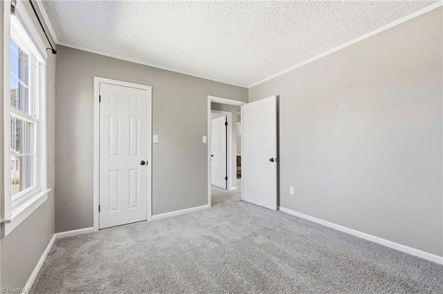 3402 Edgefield Road, Greensboro, NC 27409