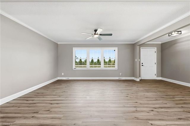 3402 Edgefield Road, Greensboro, NC 27409