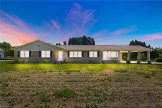3402 Edgefield Road, Greensboro, NC 27409