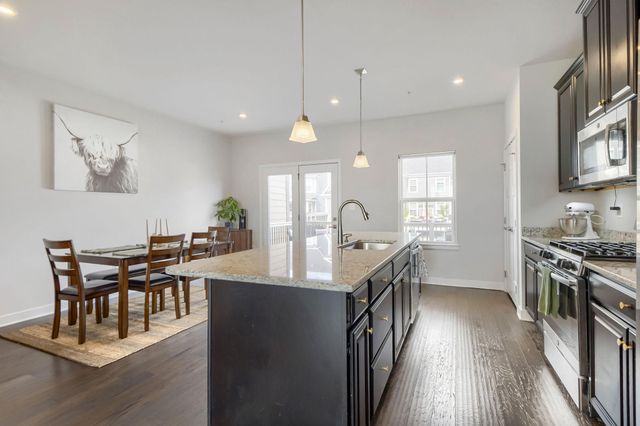 639 COLINDALE, Baltimore, MD 21220