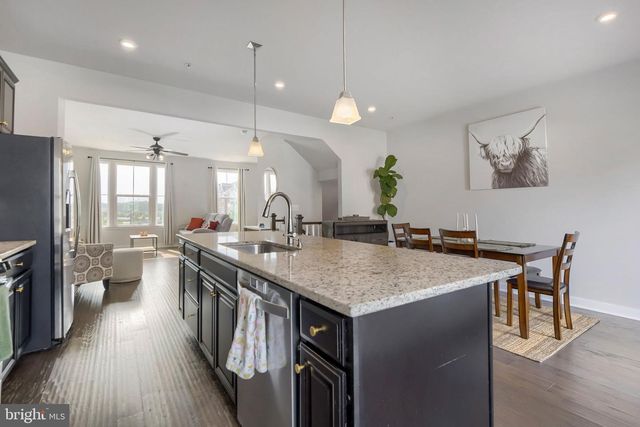 639 COLINDALE, Baltimore, MD 21220