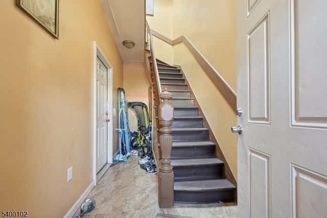 717 16Th St, Union City, NJ 07087