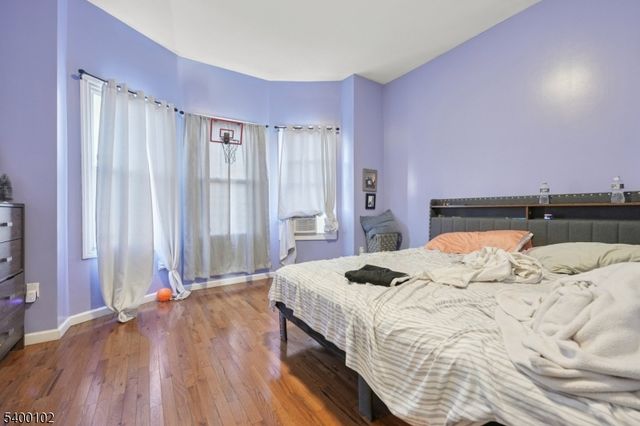 717 16Th St, Union City, NJ 07087