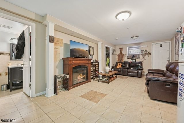 717 16Th St, Union City, NJ 07087