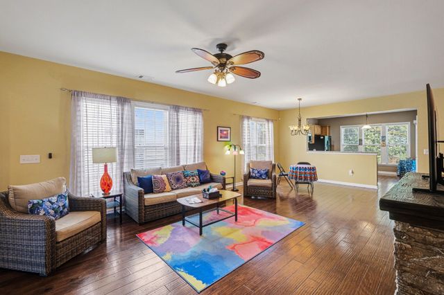 220 Old Towne Dr, Mount Juliet, TN 37122