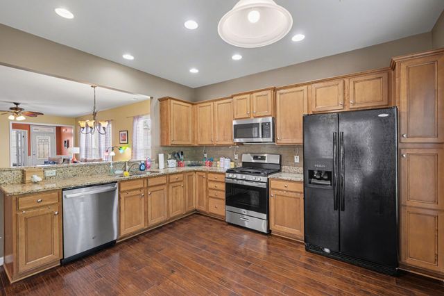 220 Old Towne Dr, Mount Juliet, TN 37122