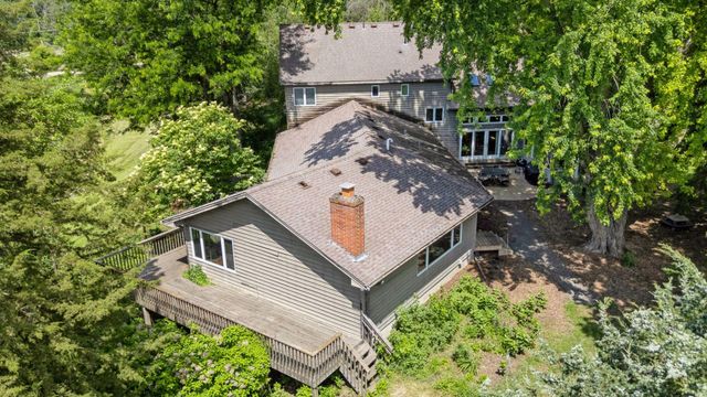 940 S Brown Road, Wayzata, MN 55391