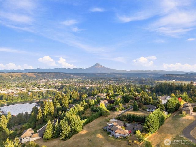 4602 Caldwell Road E, Edgewood, WA 98372