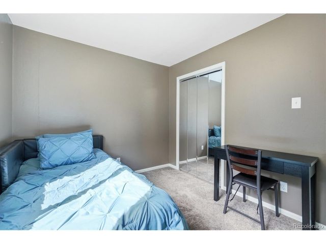 32 Dory Lakes Dr, Black Hawk, CO 80422